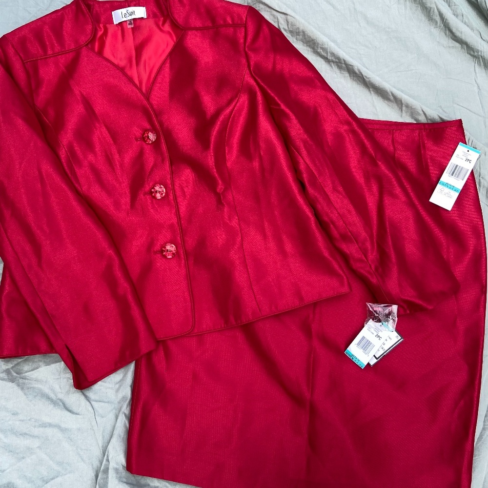 Le Suit with tags